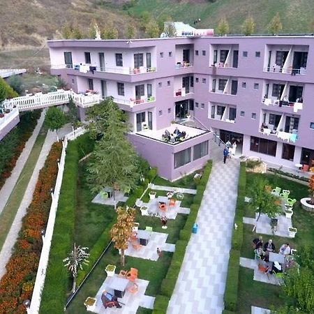 Hotel Puka Elbasan Buitenkant foto