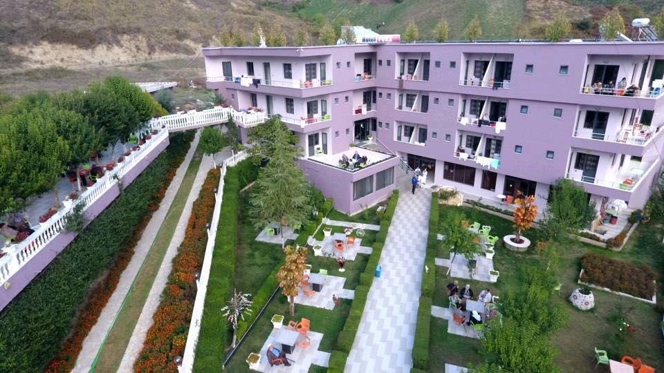 Hotel Puka Elbasan Buitenkant foto